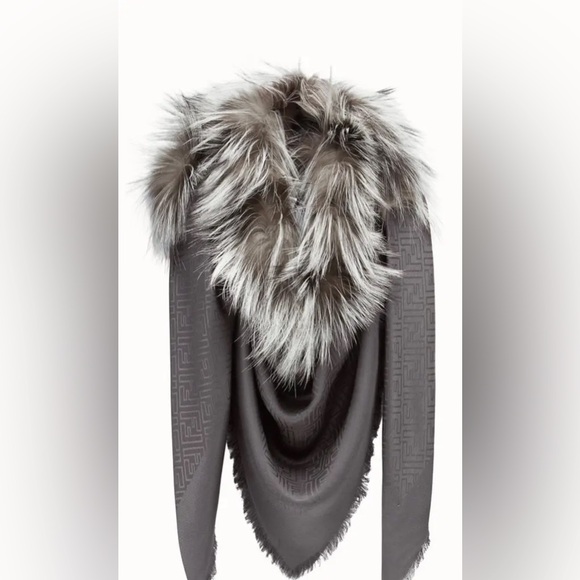 FENDI silk and wool scarf with Fox Fur accent - Picture 1 of 5